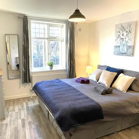 Supreme - 1 Bedroom Apart Sleeps 4 Short/Long Stay Gillingham  Ngoại thất bức ảnh